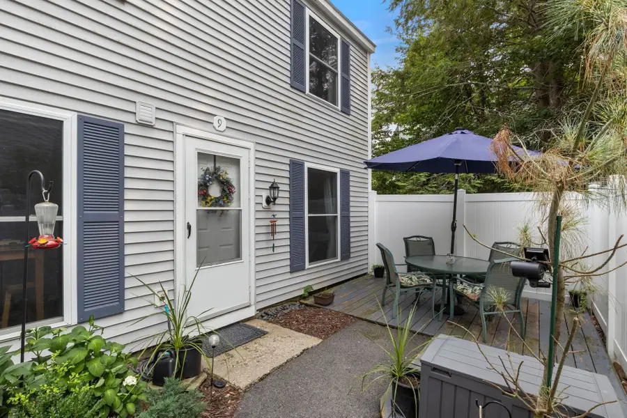 9 Hemlock Forest Drive, Dover, NH 03820 - #2