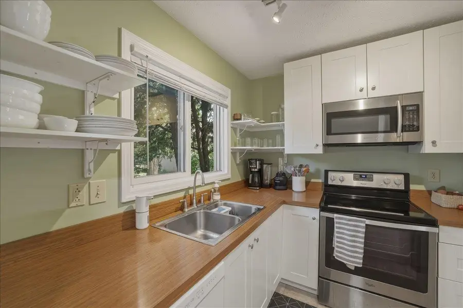 701 Dorset Street #C12, South Burlington, VT 05403 - #3