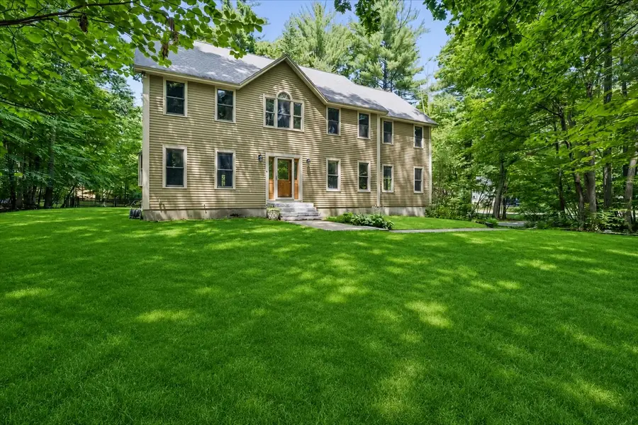 4 Berge Lane, Derry, NH 03038 - #2