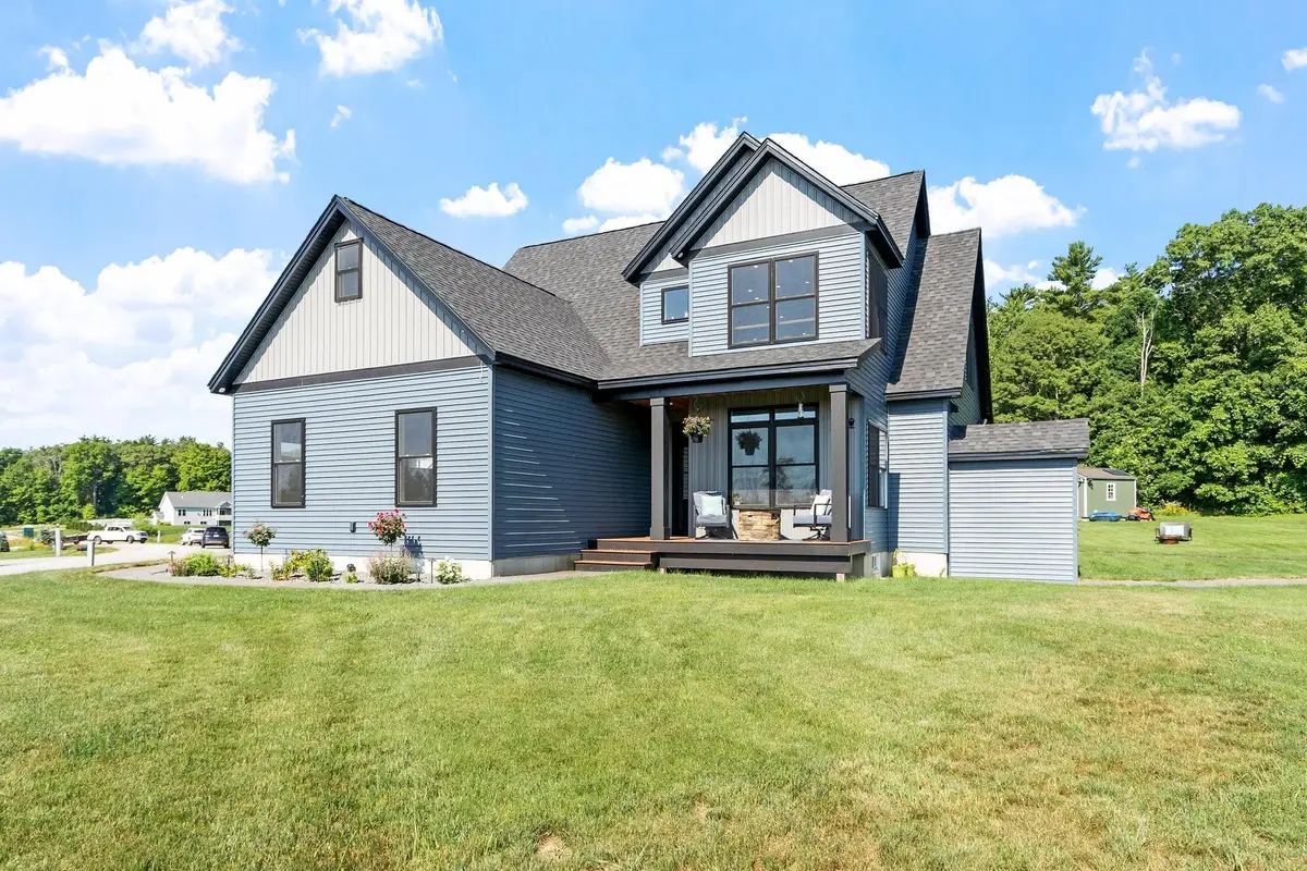 467 Blane Circle, Pembroke, NH 03275 - #1