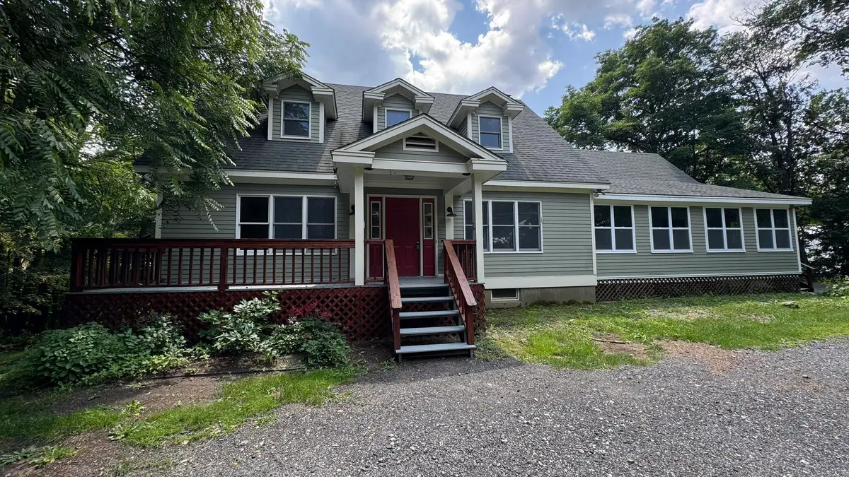 6 Crescent Street, Randolph, VT 05060 - #1