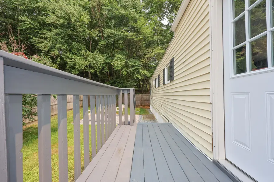 14 Christmas Tree Park, Epsom, NH 03234 - #3