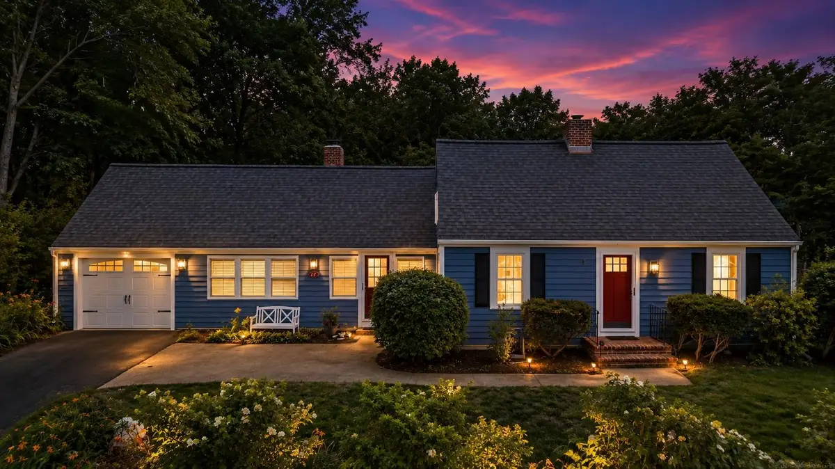 27 Baker Street, Hudson, NH 03051 - #1
