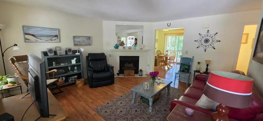 2 Wyndmere Drive, Londonderry, NH 03053 - #3