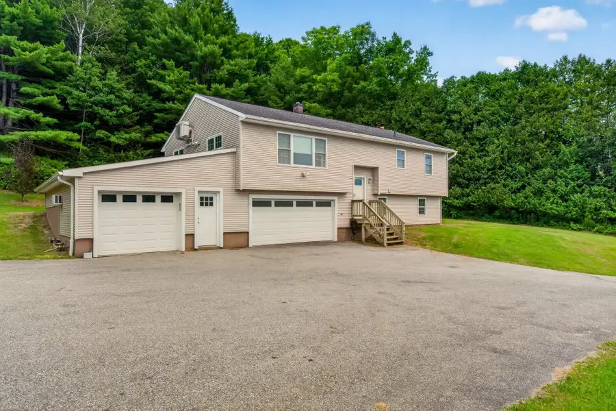 430 Pleasant Heights, West Rutland, VT 05777 - #2