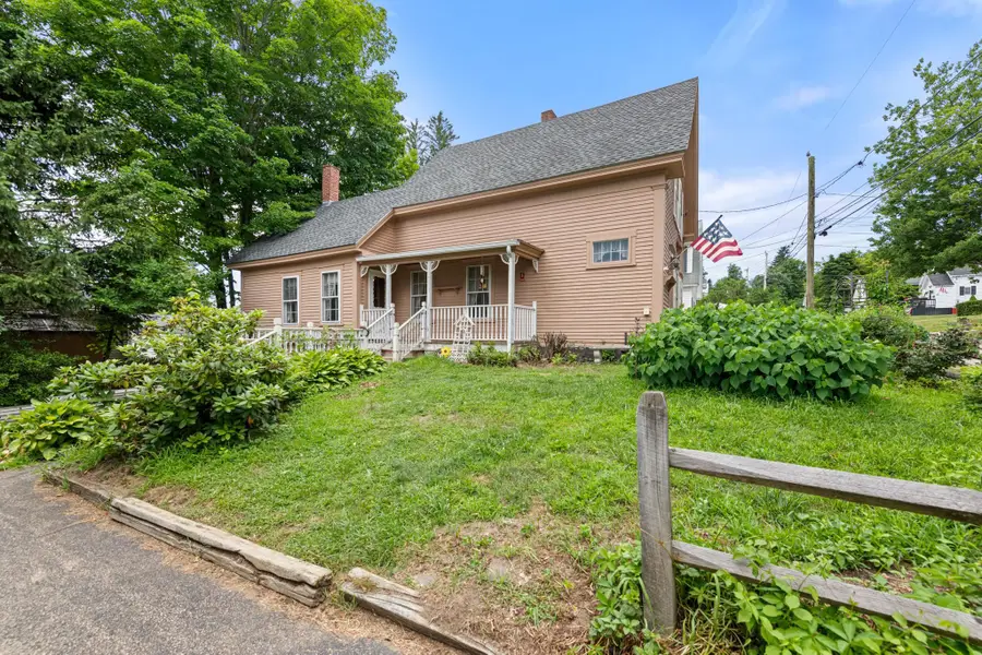 34 Pearl Street, Franklin, NH 03235 - #3