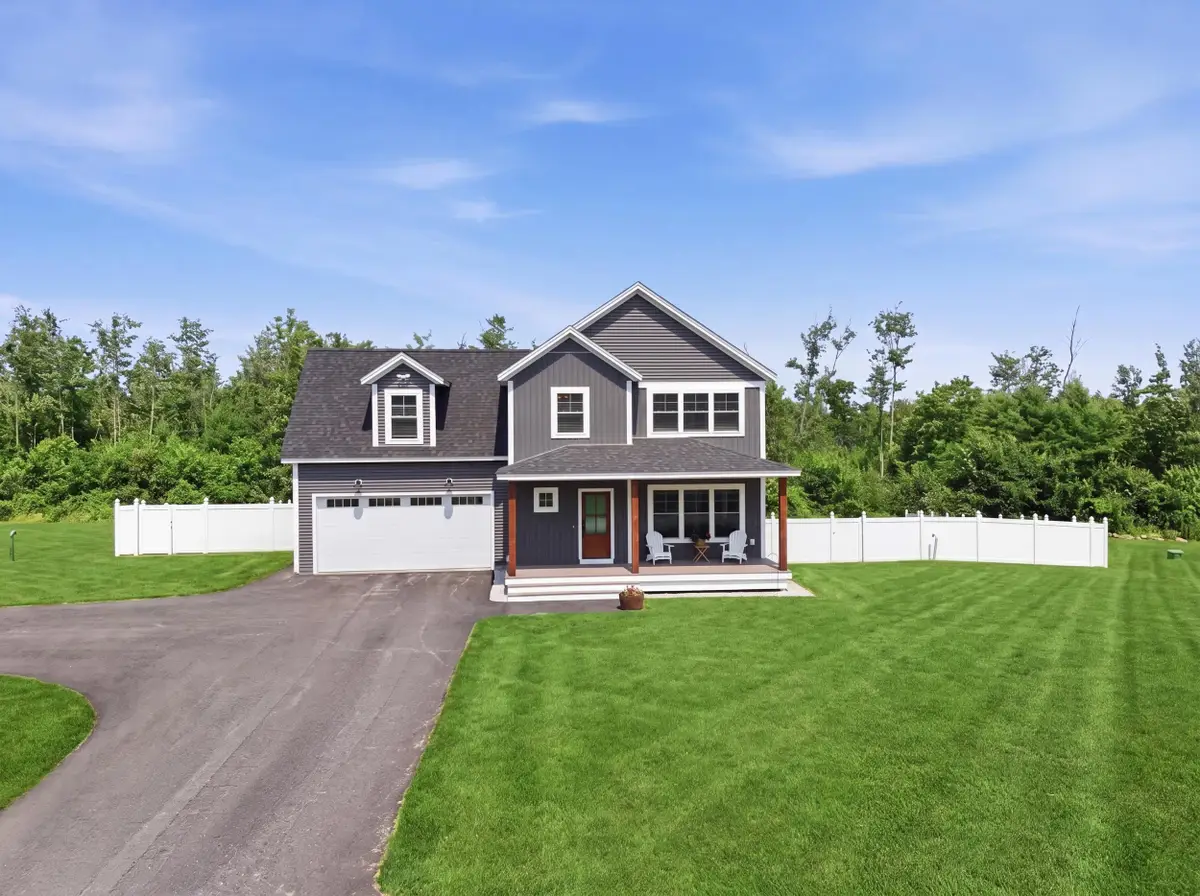 418 Blane Circle, Pembroke, NH 03275 - #1