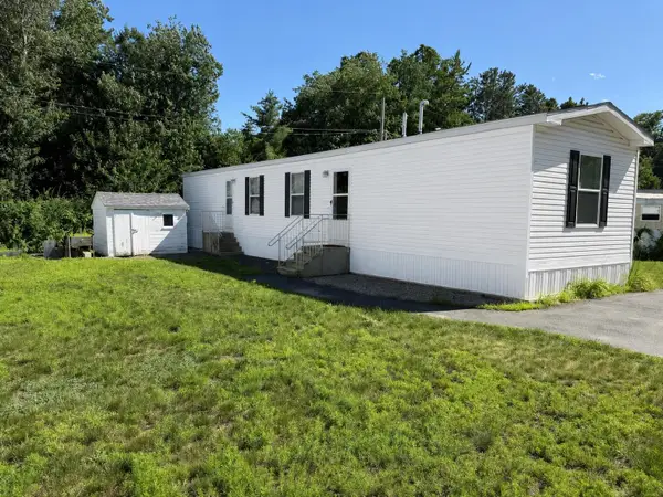 23 Conifer Place, Londonderry, NH 03053