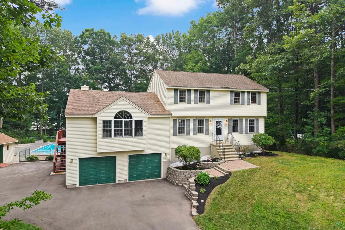21 Kristin Drive, Derry, NH 03038 - #1