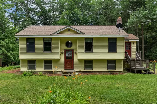 52 Pine Grove Lane, Lebanon, ME 04027-3204