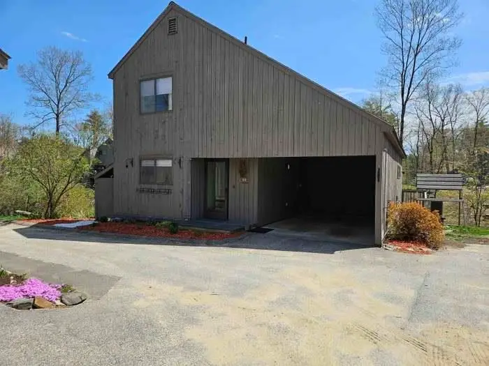 48 Coburn Woods Drive, Nashua, NH 03063 - #1