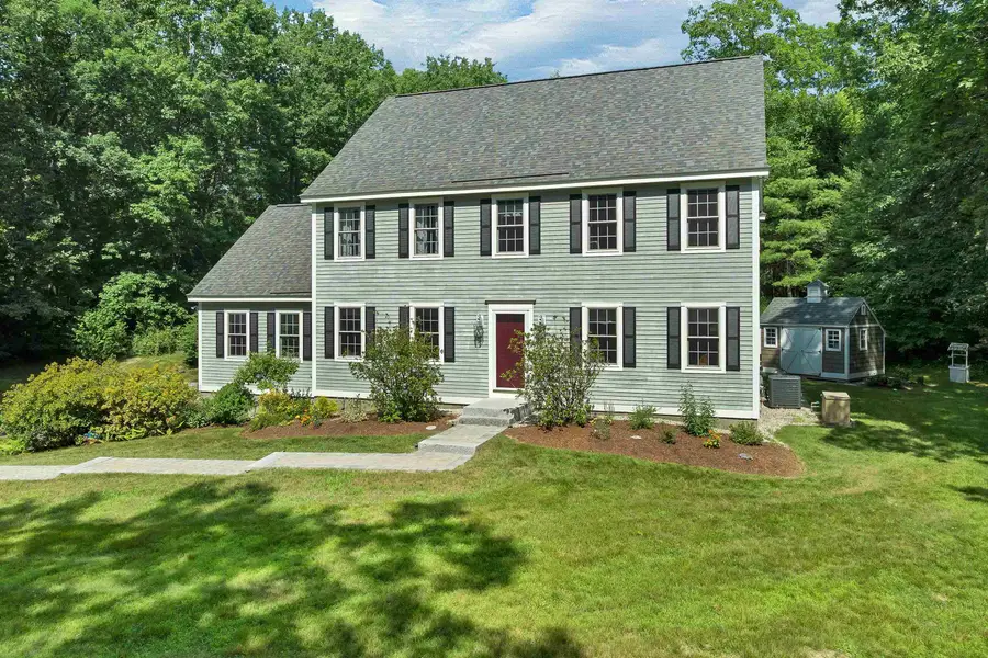 52 Riverdale Road, New Boston, NH 03070 - #2