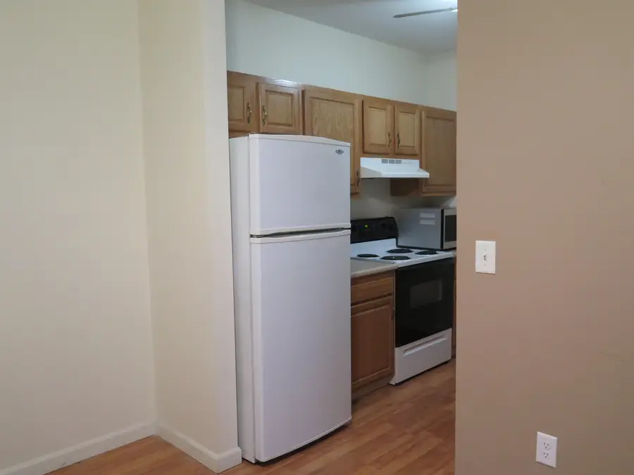 18 Harbor Avenue #212, Nashua, NH 03060 - #2