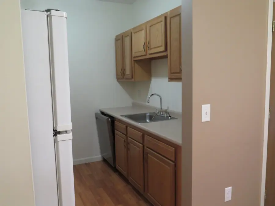 18 Harbor Avenue #212, Nashua, NH 03060 - #3