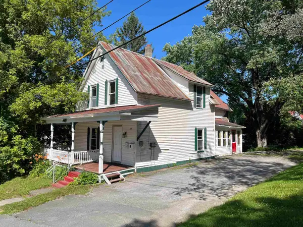 35 Mountain Avenue, St. Johnsbury, VT 05819
