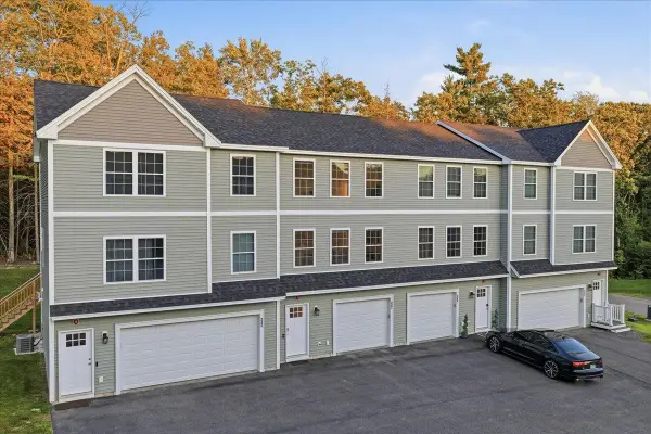 24-C Sera Drive #11, Nottingham, NH 03290