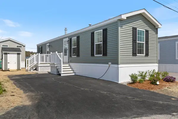 53 Brookwood Drive, Salem, NH 03079