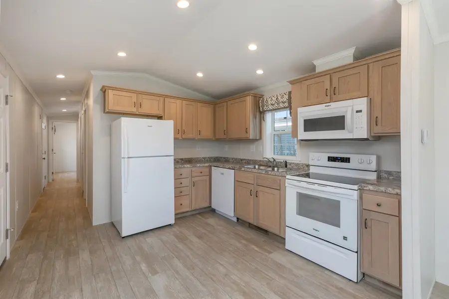 53 Brookwood Drive, Salem, NH 03079 - #3