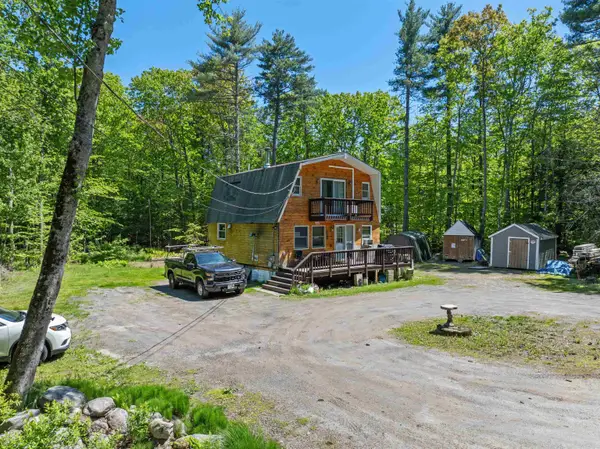 82 Sawyer Lake Road, Gilmanton, NH 03237
