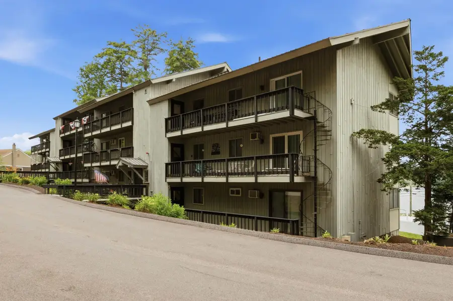 883 Weirs Boulevard #1, Laconia, NH 03246 - #3