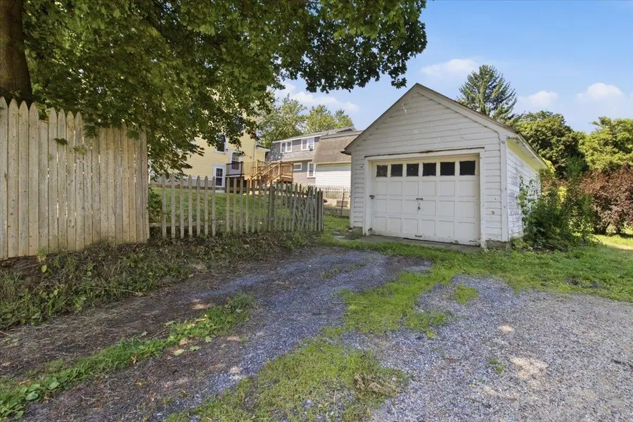 301 Elm Street, Bennington, VT 05201 - #3