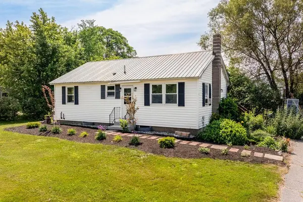 36 School Street, Canaan, NH 03741