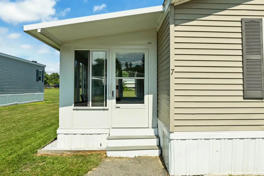 7 First Street, Exeter, NH 03833 - #2