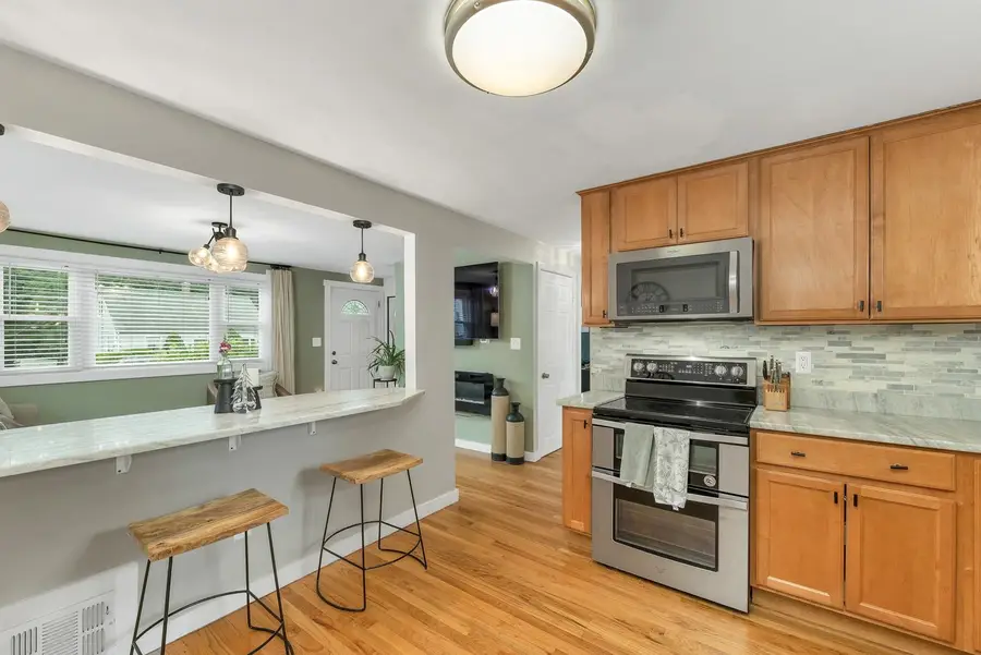 3 Maplewood Avenue, Dover, NH 03820 - #3