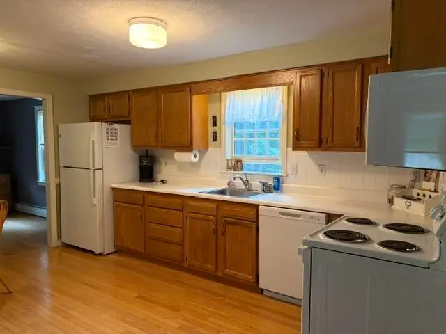 5 McEnroe Drive, Londonderry, NH 03053 - #3
