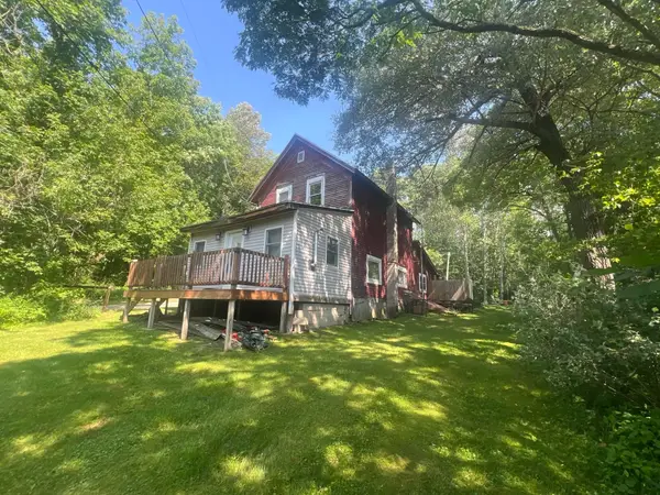 14 Railroad Street, Milan, NH 03588