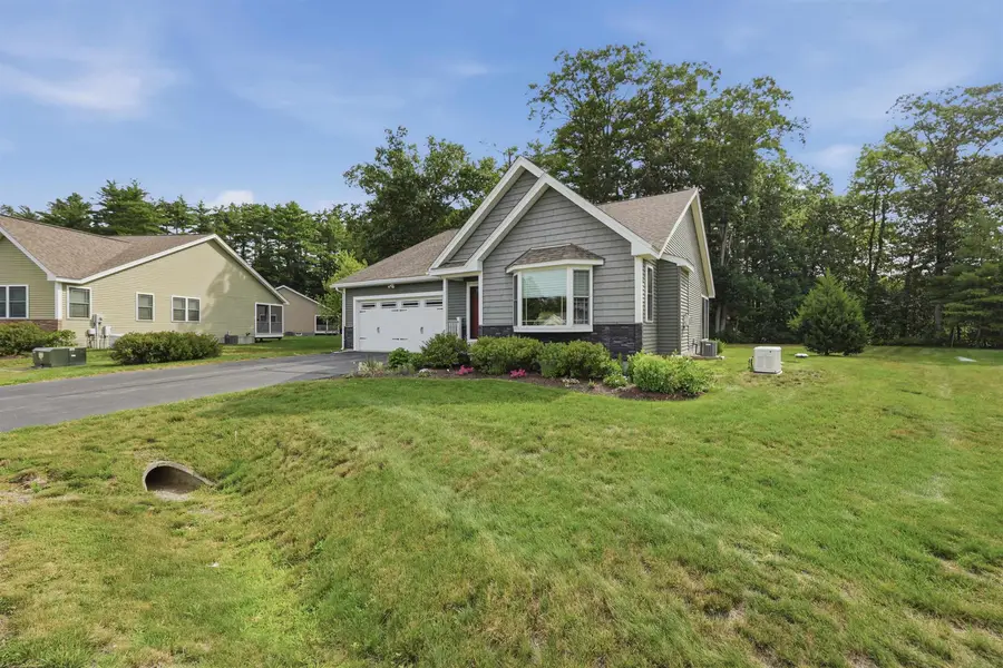 31 Castle Court, Kingston, NH 03848 - #3