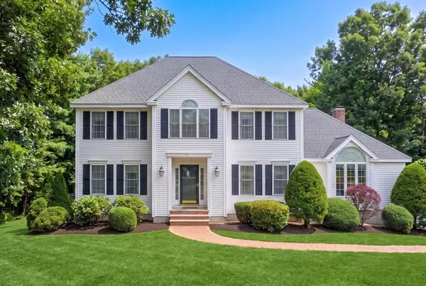 70 Ellyson Avenue, Hampstead, NH 03826