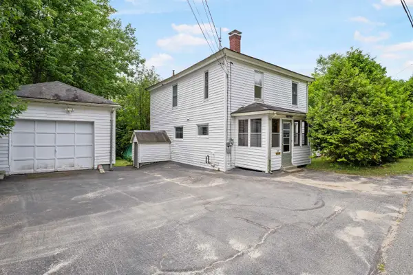 27 Hillside Avenue, Northumberland, NH 03582