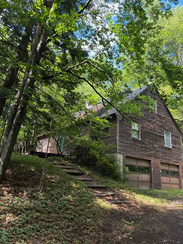 224 Forest Road, Hancock, NH 03449-5708
