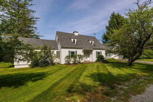 38 Putney Hill Road, Hopkinton, NH 03229