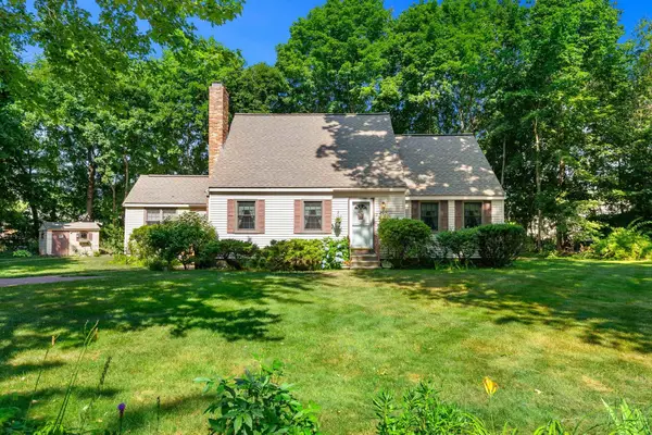 2 Noel Street, Hampton, NH 03842