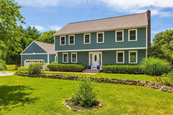 3 Gold Post Road, Dover, NH 03820