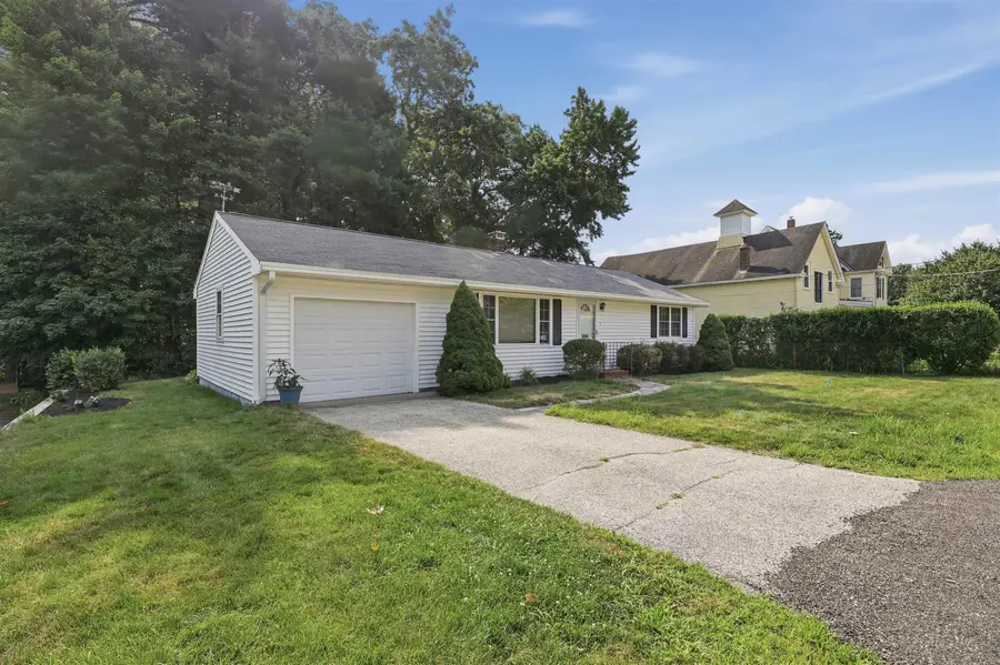 13 Sherman Street, Nashua, NH 03064 - #3