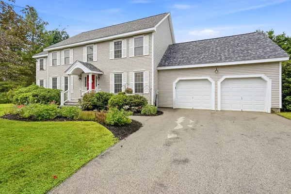 14 Sweet William Circle, Nashua, NH 03062