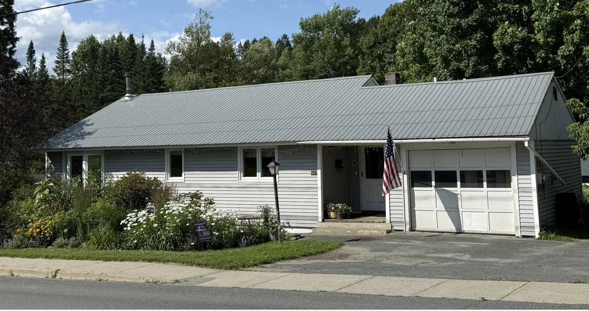 447 Concord Avenue, Saint Johnsbury, VT 05819 - #1
