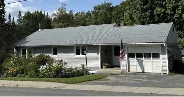 447 Concord Avenue, St. Johnsbury, VT 05819