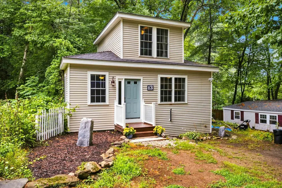 13 Charlestown Place, Derry, NH 03038 - #2
