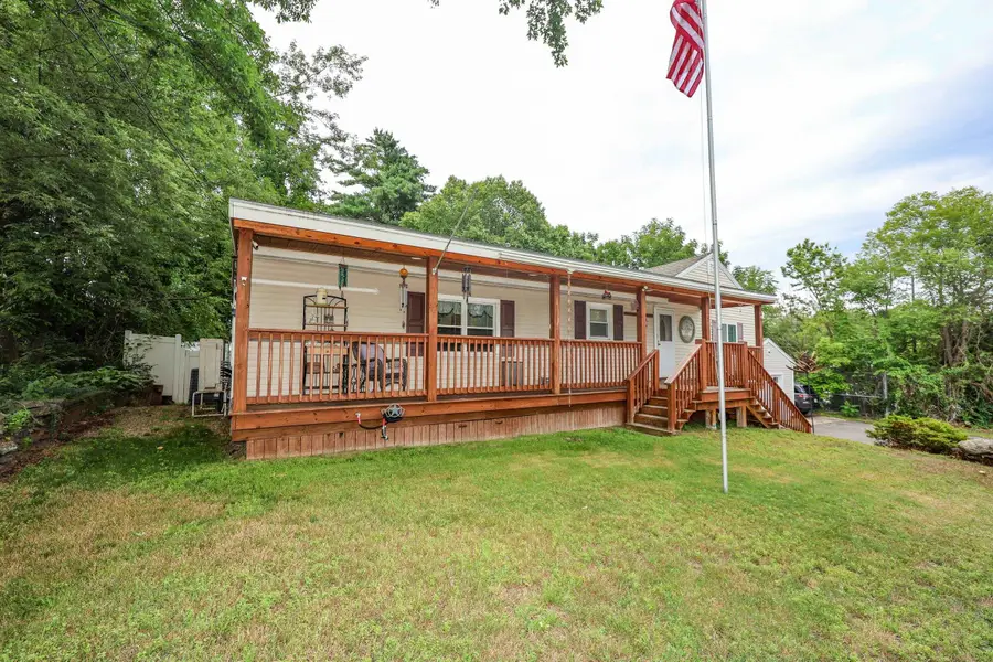 4 Caron Street, Merrimack, NH 03054 - #3