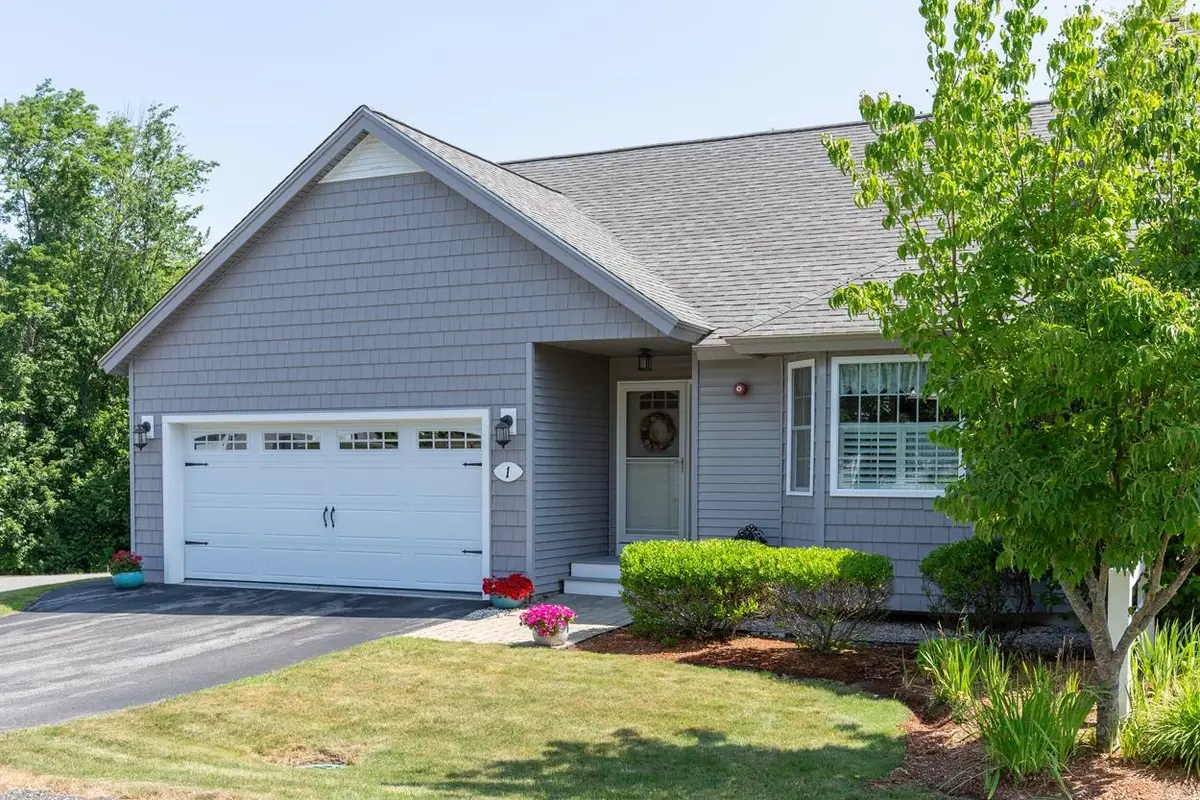 1 Guernsey Drive, Atkinson, NH 03811 - #1