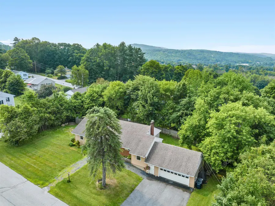 12 Veeder Avenue, Barre, VT 05641 - #3