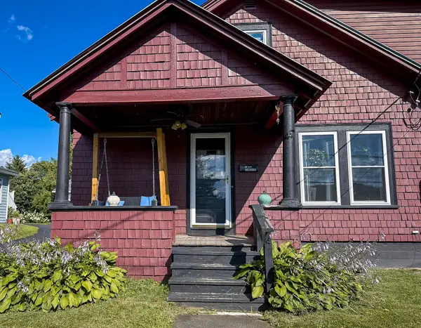 340 Pleasant Street, St. Johnsbury, VT 05819