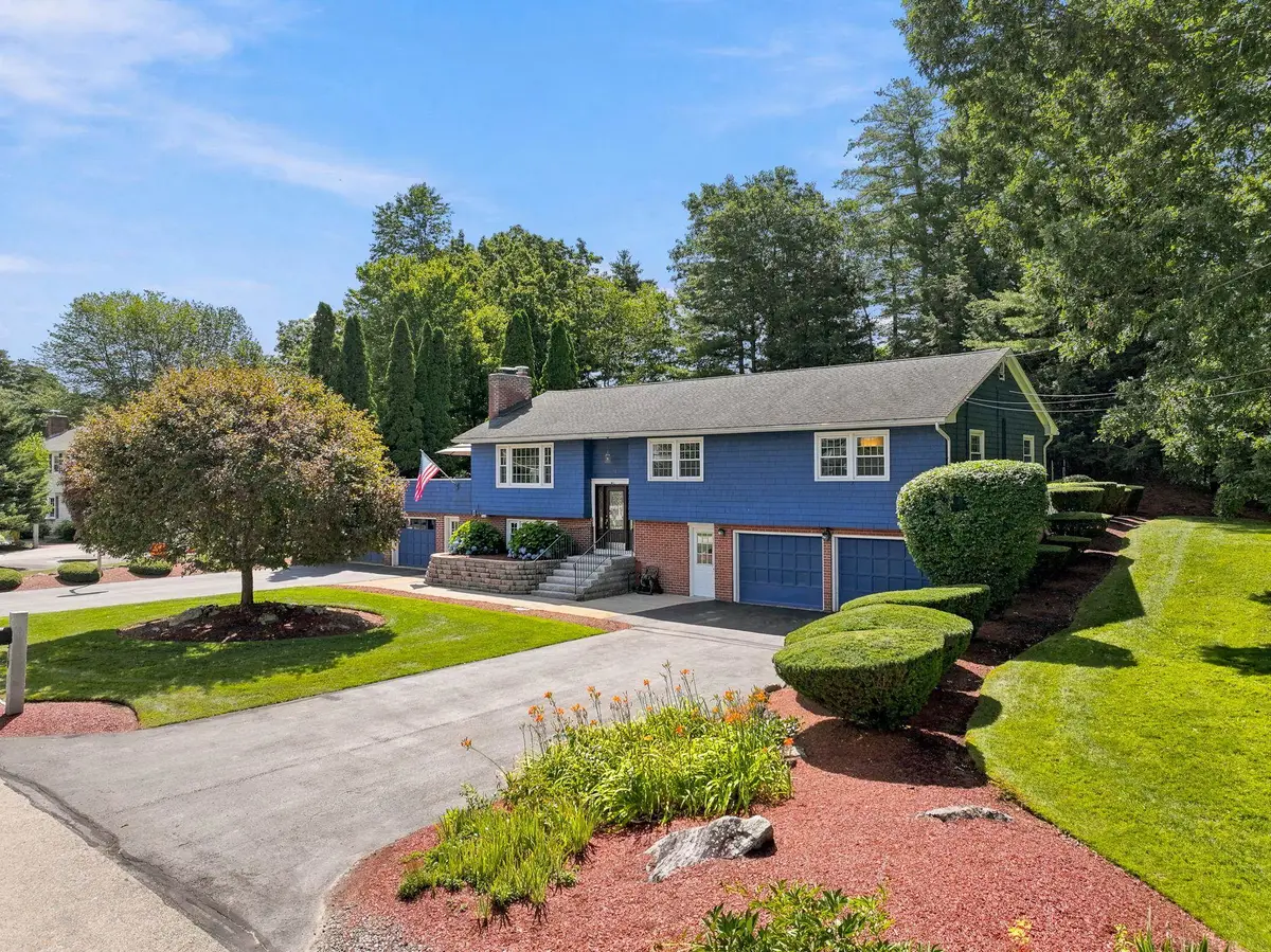 12 Deerhaven Drive, Nashua, NH 03064 - #1