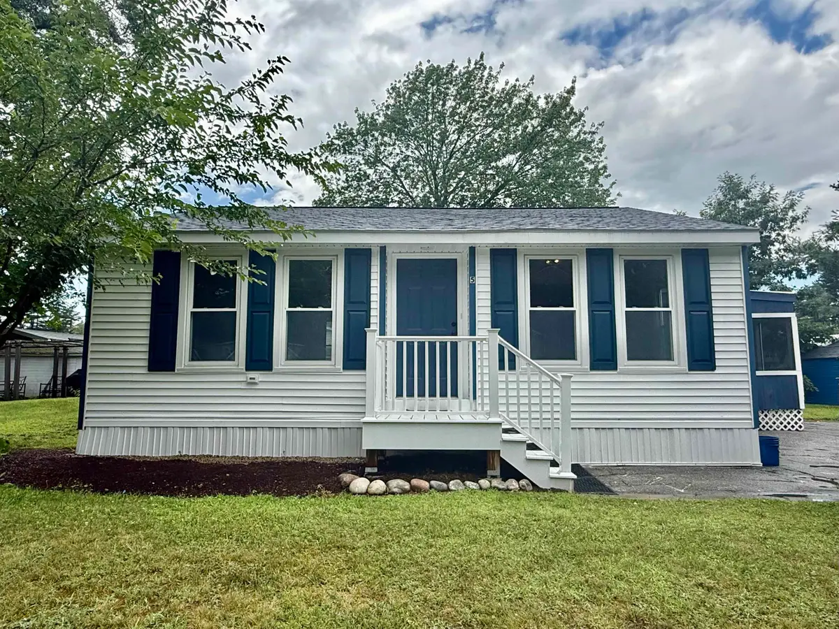 5 Nottingwood Lane, Merrimack, NH 03054 - #1