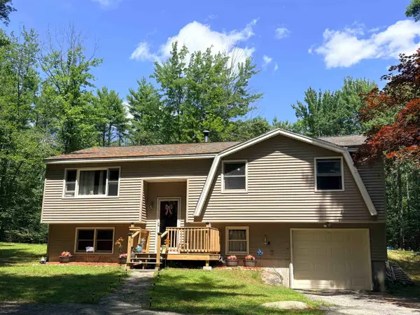 395 North Road, Candia, NH 03034