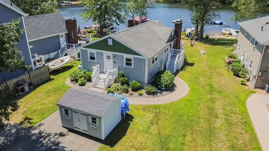 23 Escumbuit Road, Derry, NH 03038 - #3